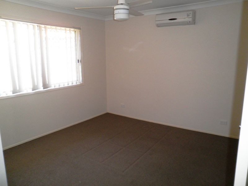 8 Wolfik Drive, Goodna QLD 4300