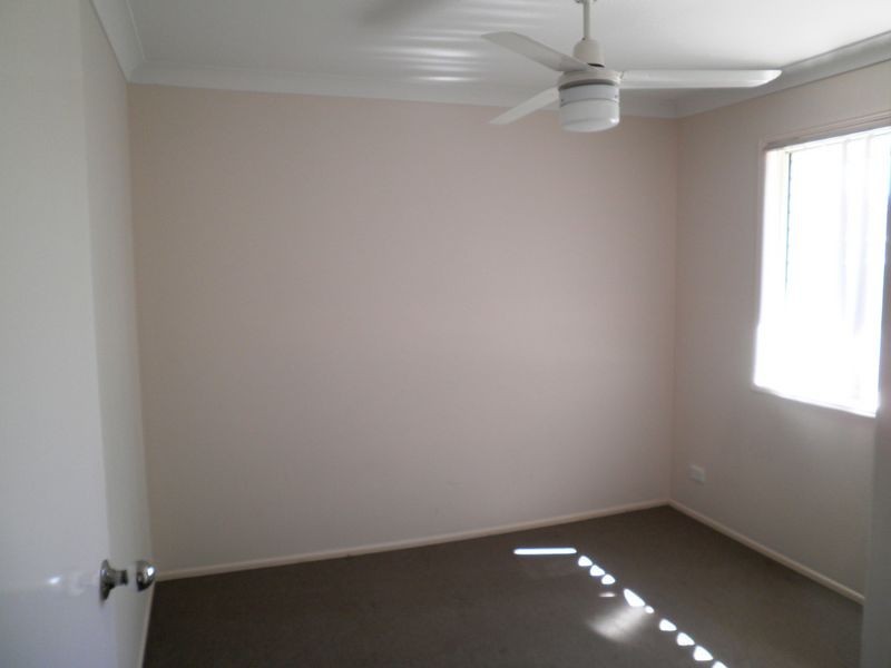 8 Wolfik Drive, Goodna QLD 4300