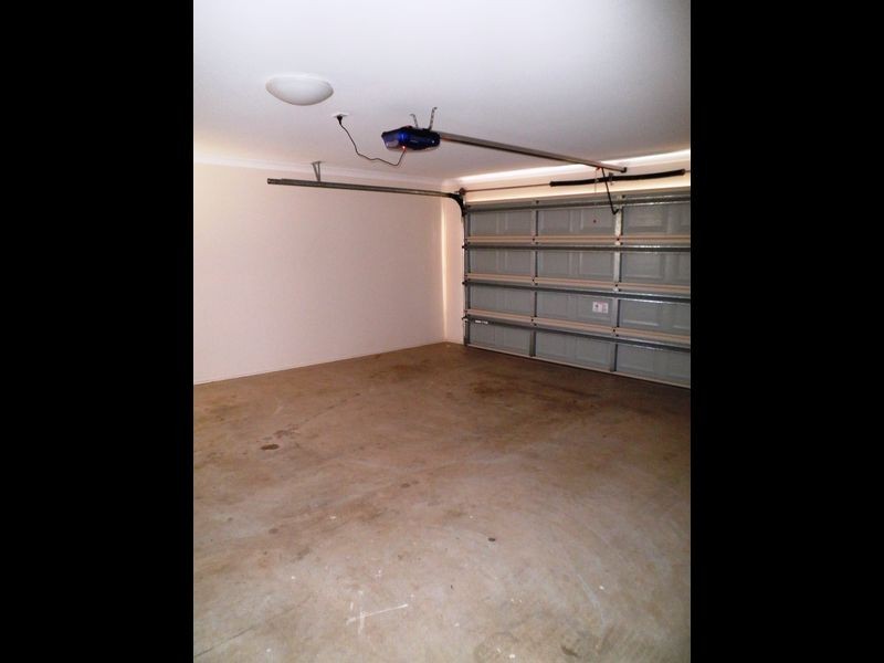 8 Wolfik Drive, Goodna QLD 4300