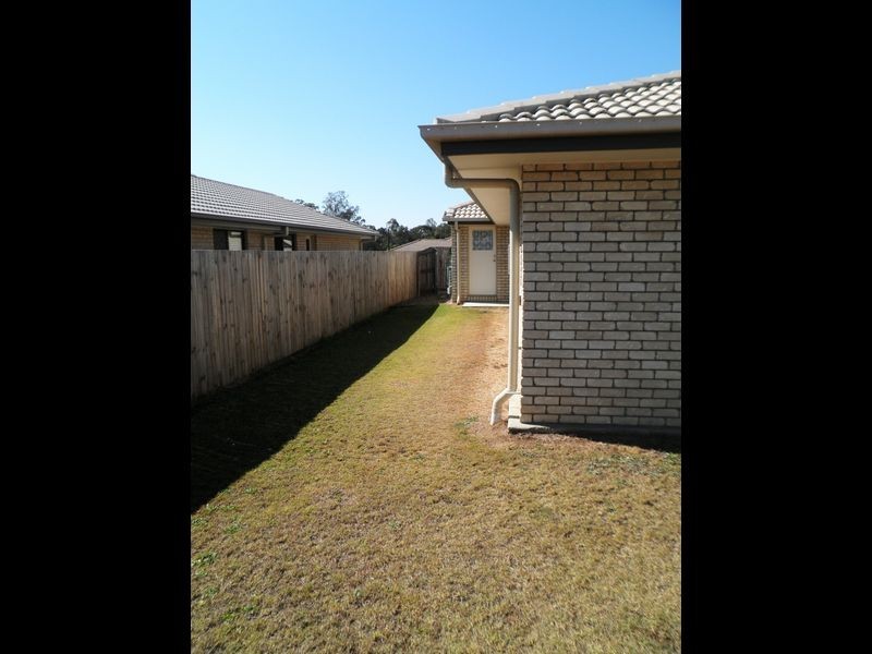 8 Wolfik Drive, Goodna QLD 4300