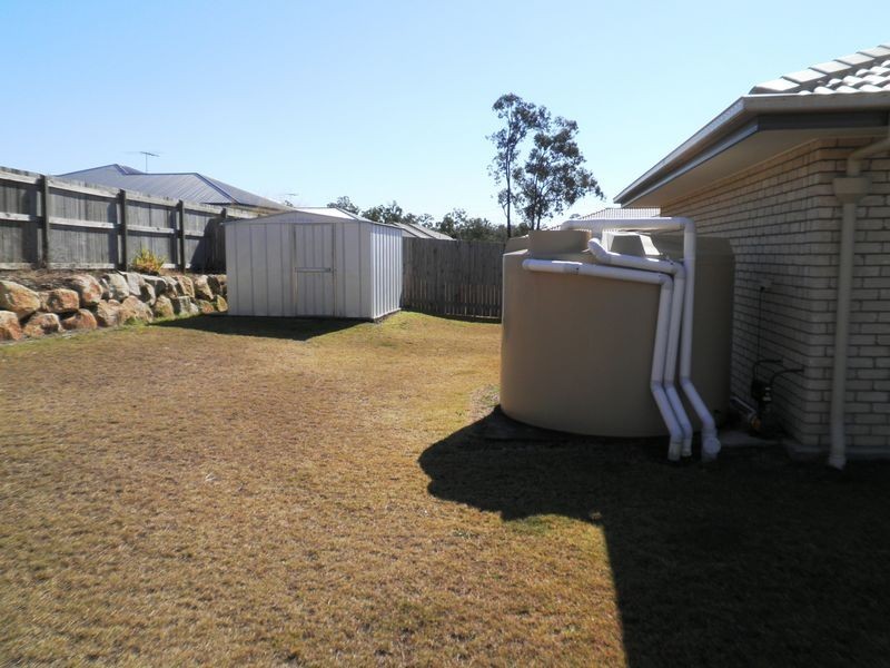 8 Wolfik Drive, Goodna QLD 4300