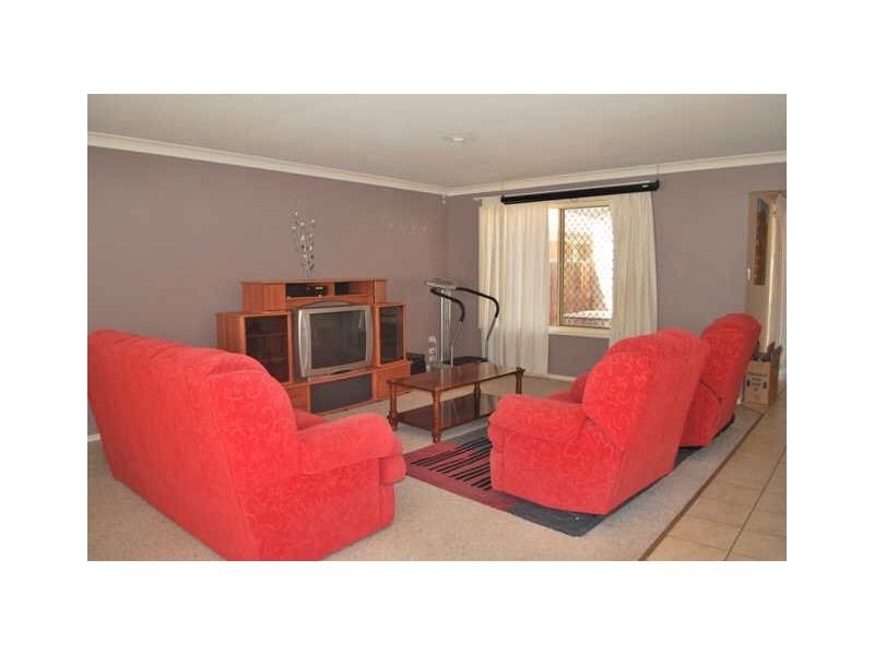 21 McQuarie Circuit, Forest Lake QLD 4078