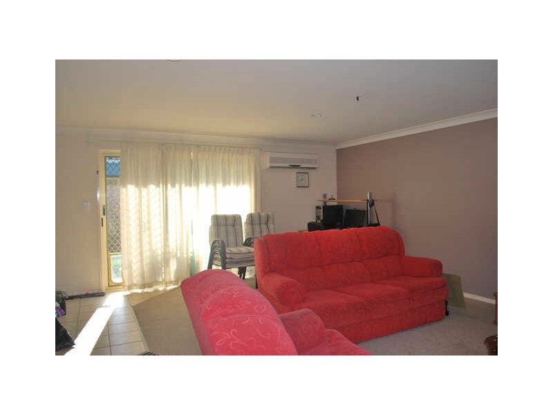 21 McQuarie Circuit, Forest Lake QLD 4078
