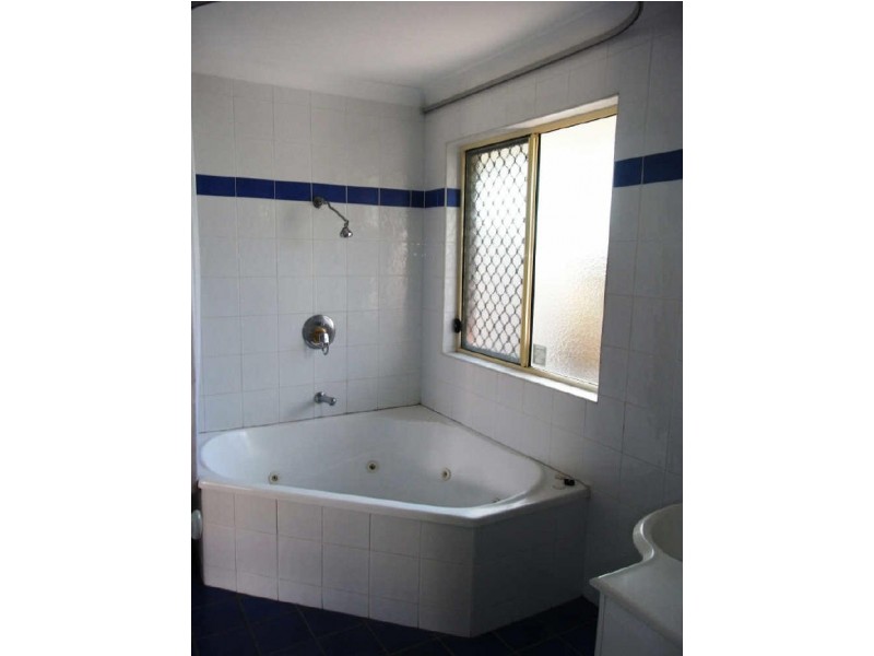 38 Falvey Crescent, Goodna QLD 4300