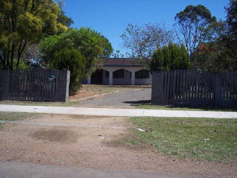 11 Shirley Street, Redbank Plains QLD 4301