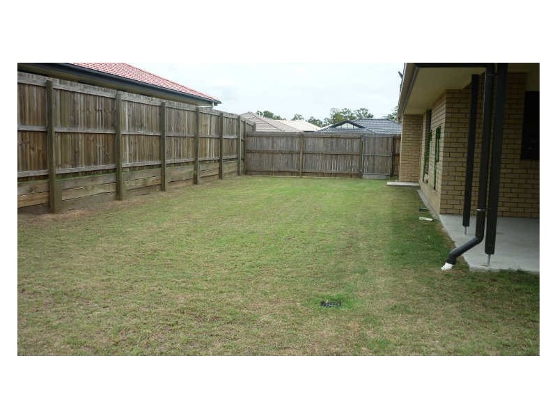 2 Barker Close, Goodna QLD 4300