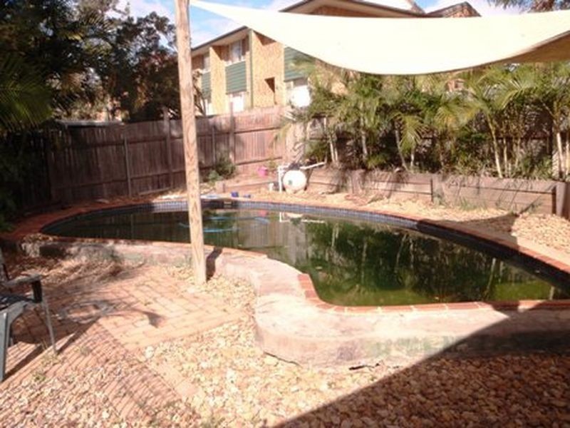 8 Little St, Goodna QLD 4300