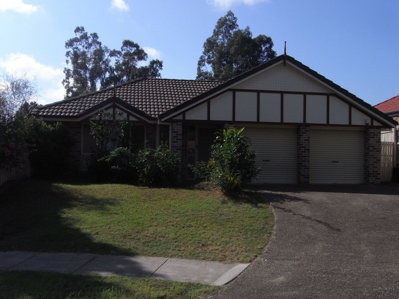 8 Whitmore Crescent, Goodna QLD 4300