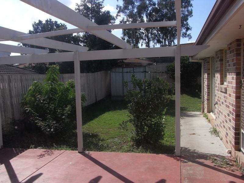 8 Whitmore Crescent, Goodna QLD 4300