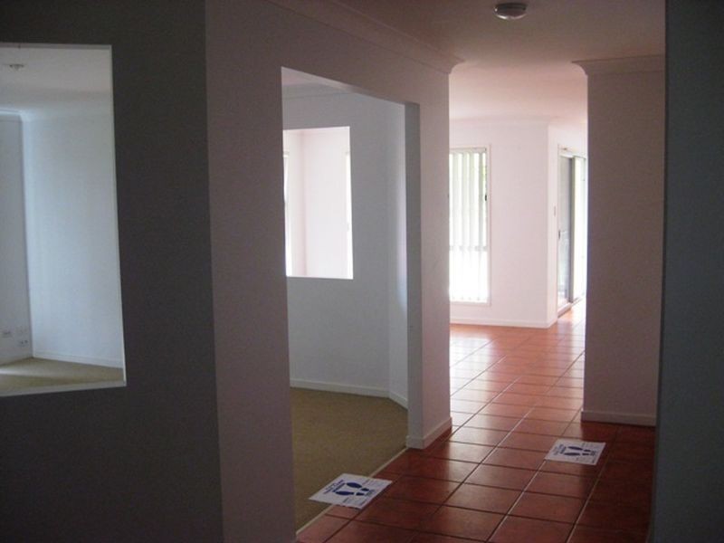 16 Sutherland Crescent, Goodna QLD 4300