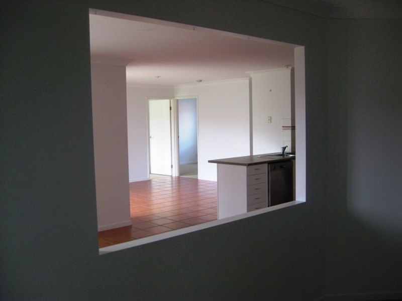 16 Sutherland Crescent, Goodna QLD 4300