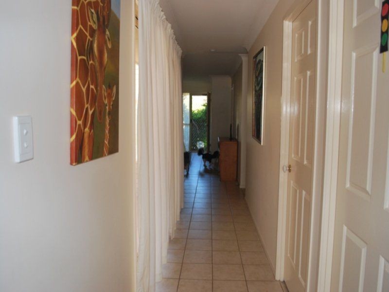 21 McQuarie Circuit, Forest Lake QLD 4078