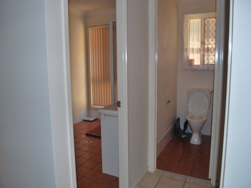 21 McQuarie Circuit, Forest Lake QLD 4078