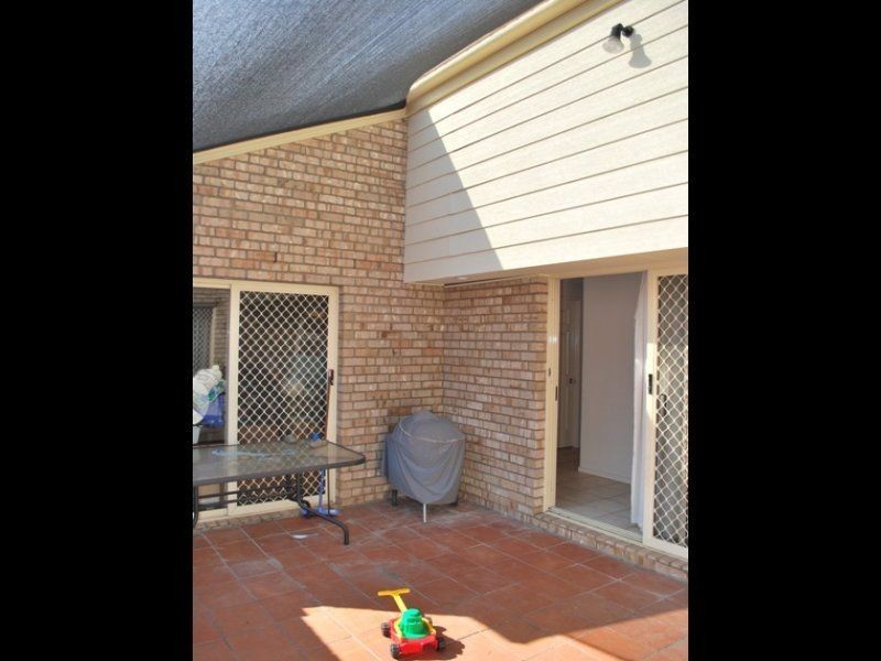 21 McQuarie Circuit, Forest Lake QLD 4078