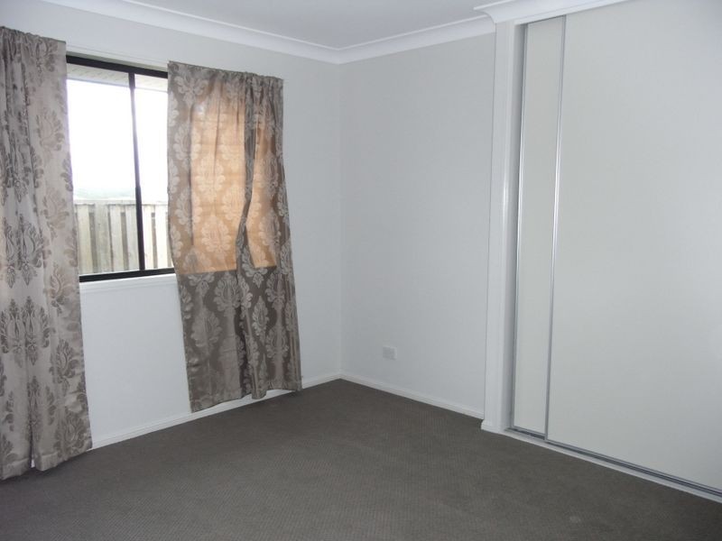 7 Tait Ave, Redbank Plains QLD 4301