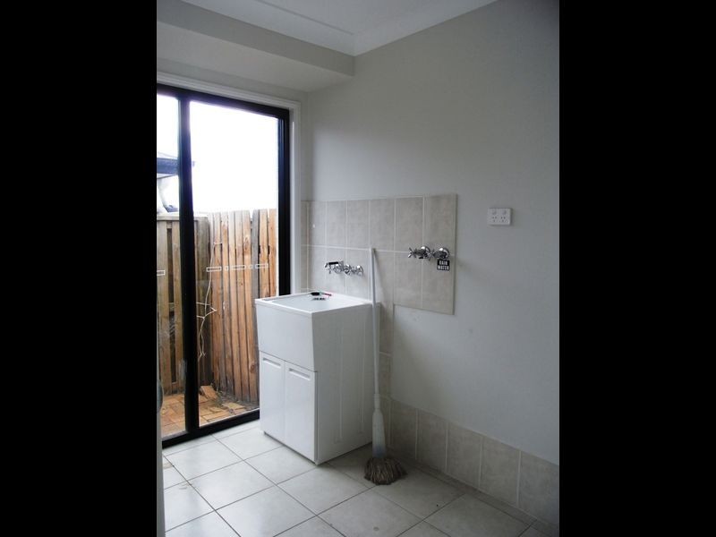 7 Tait Ave, Redbank Plains QLD 4301