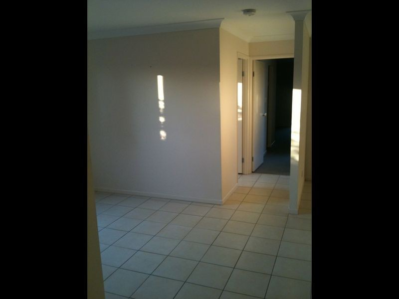18 De Valera Street, Collingwood Park QLD 4301