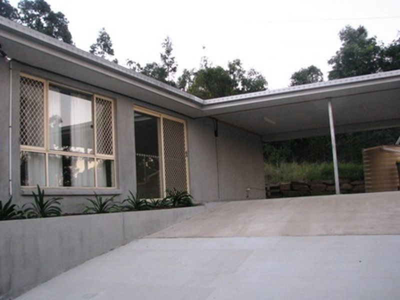 6 Surrey Road, Bellbird Park QLD 4300