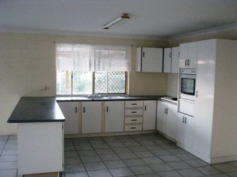 6 Surrey Road, Bellbird Park QLD 4300