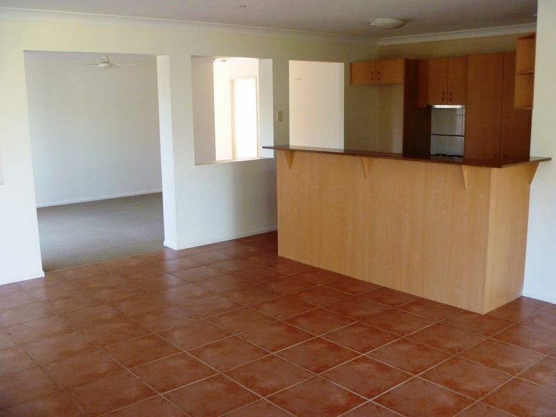 59 Hawthorn Street, Forest Lake QLD 4078