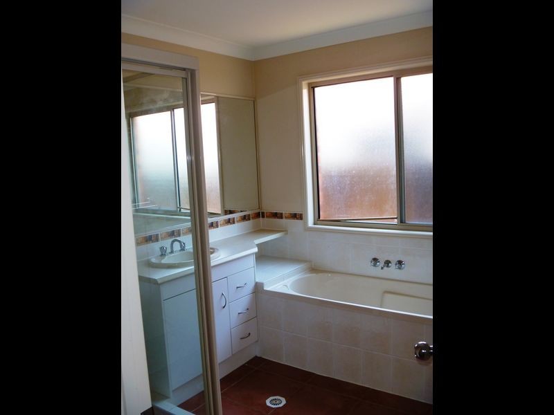 59 Hawthorn Street, Forest Lake QLD 4078