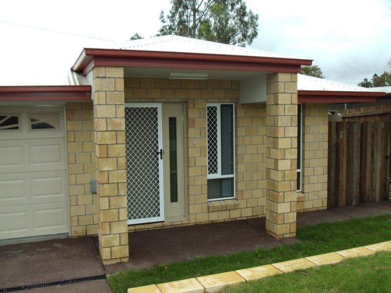 2/74 Jones Road, Bellbird Park QLD 4300