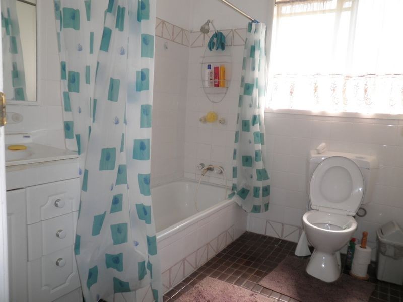 2 Glen Noble Avenue, Redbank Plains QLD 4301