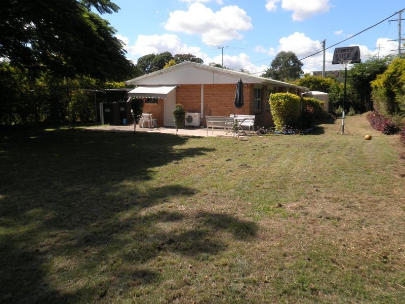 2 Glen Noble Avenue, Redbank Plains QLD 4301