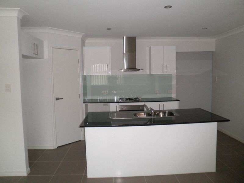 42 Trevor Street, Bellbird Park QLD 4300