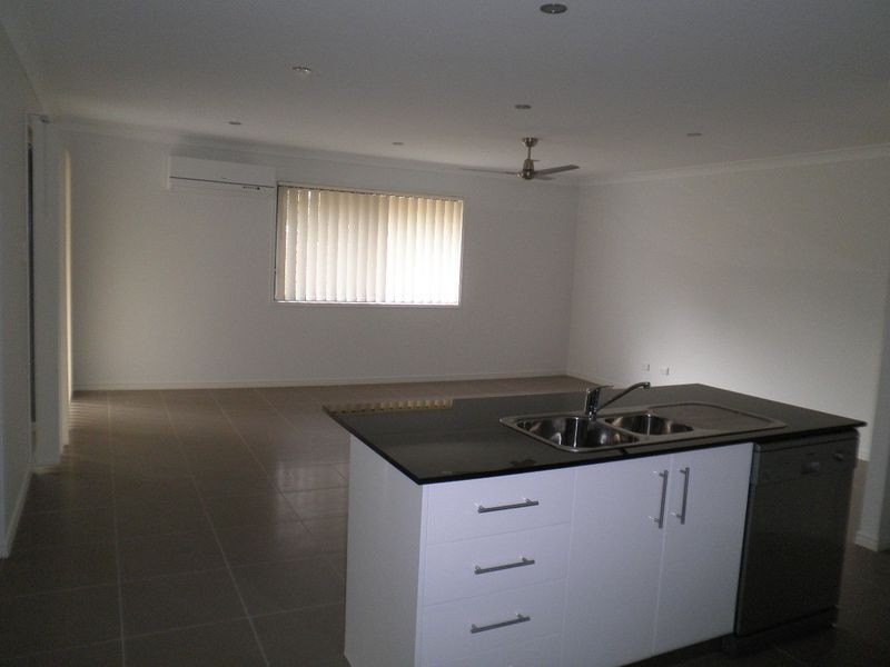 42 Trevor Street, Bellbird Park QLD 4300