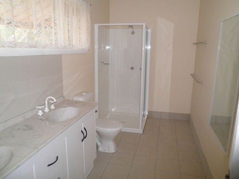 90 Brisbane Terrace, Goodna QLD 4300