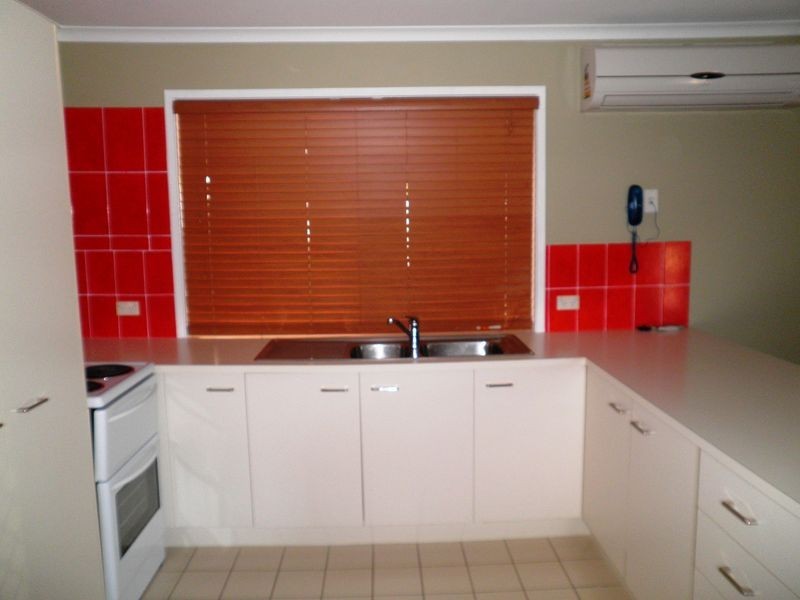 2/2 Keating Court, Goodna QLD 4300