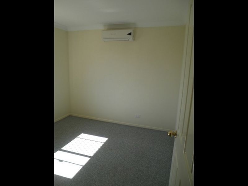 11 Elkhorn Street, Bellbird Park QLD 4300