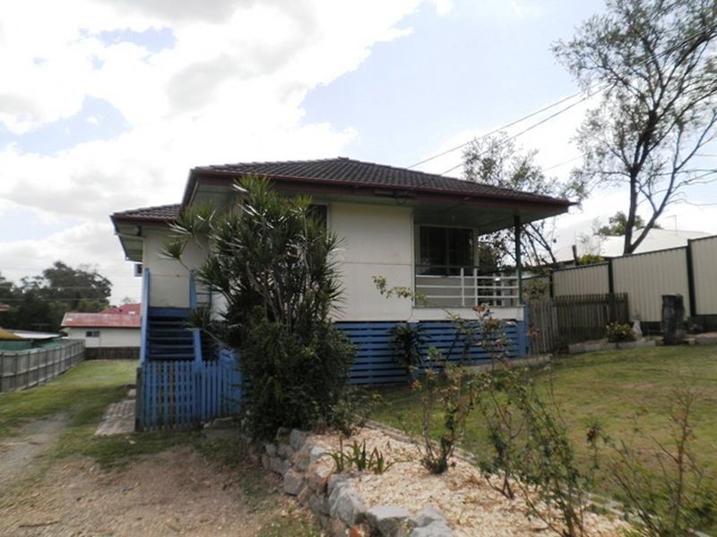 11 Dorricott Crescent, Goodna QLD 4300