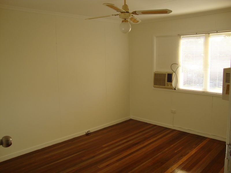 11 Dorricott Crescent, Goodna QLD 4300