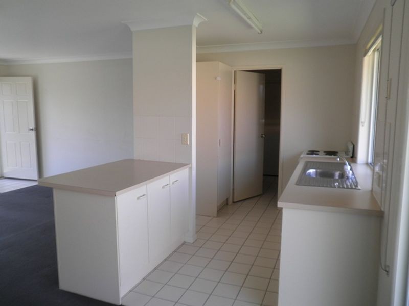 2/5 Prokuda Close, Goodna QLD 4300