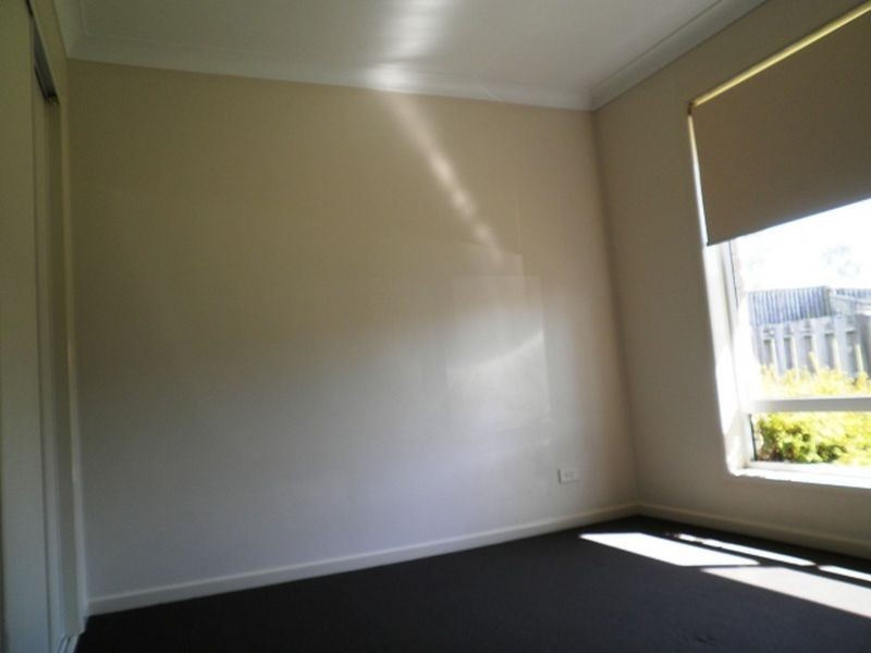 2/5 Prokuda Close, Goodna QLD 4300