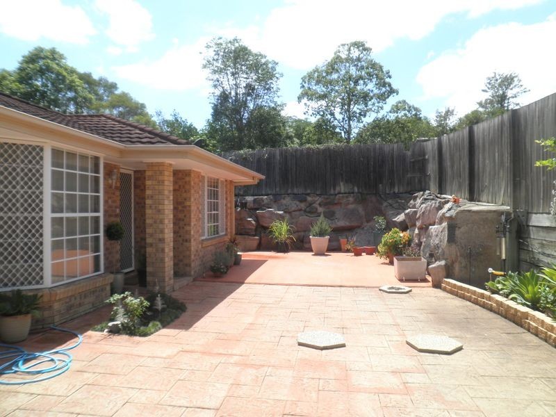 2/236 Redbank Plains Road, Bellbird Park QLD 4300