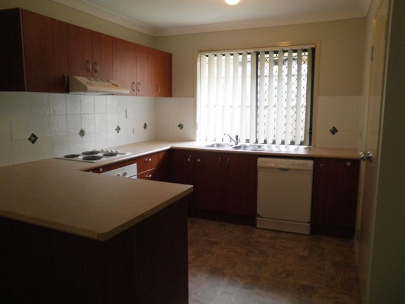 73 Storr Cir, Goodna QLD 4300