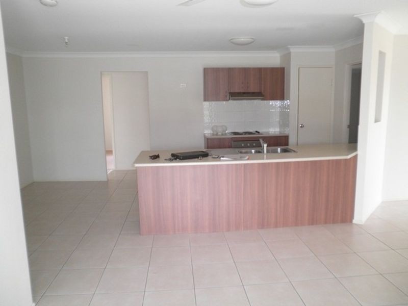 5 Bloom Way, Goodna QLD 4300