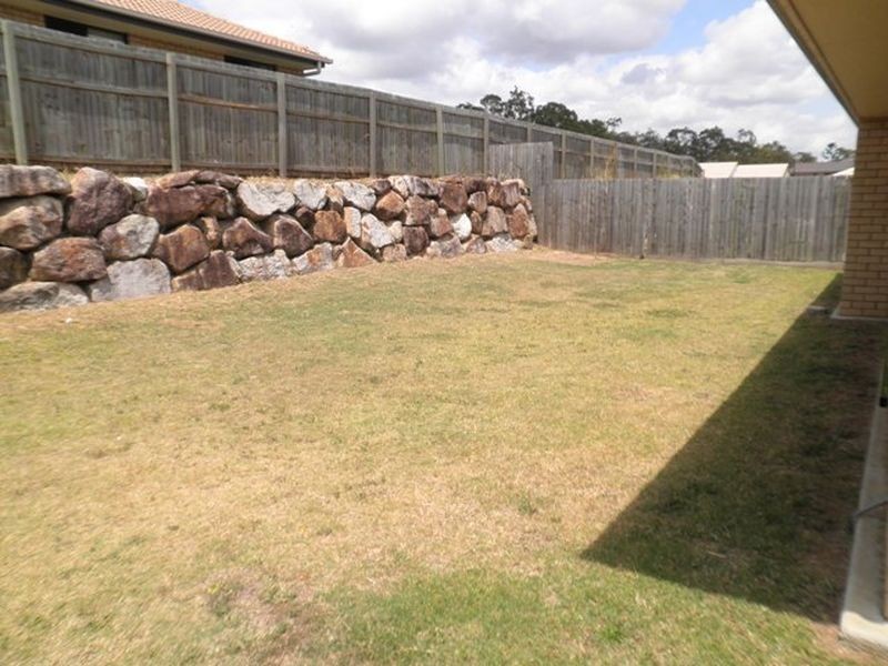 5 Bloom Way, Goodna QLD 4300