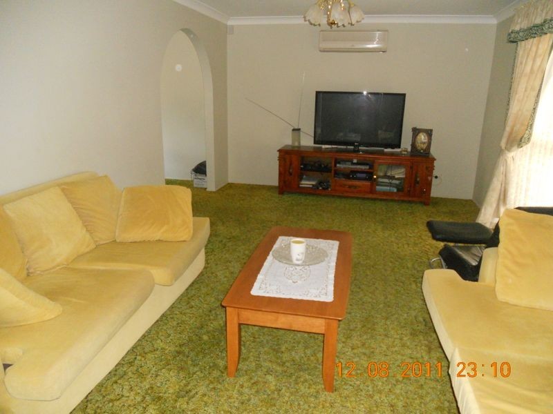 250 Old Logan Road, Camira QLD 4300