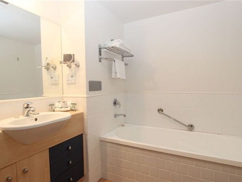 2031/56 John Lund Drive, Hope Island QLD 4212