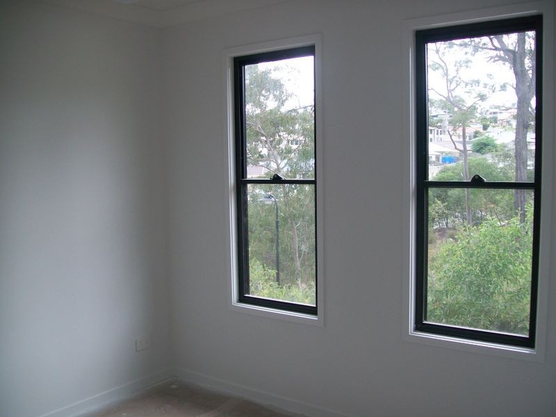 14 Pinnacle Tce, Springfield Lakes QLD 4300