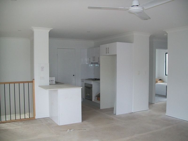 14 Pinnacle Tce, Springfield Lakes QLD 4300