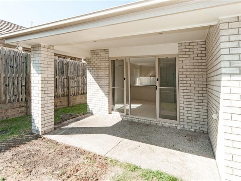 8 Julia Street, Brassall QLD 4305