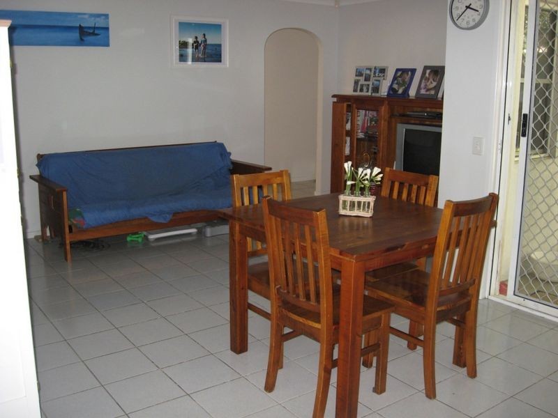 98 Glen Ross Road, Sinnamon Park QLD 4073