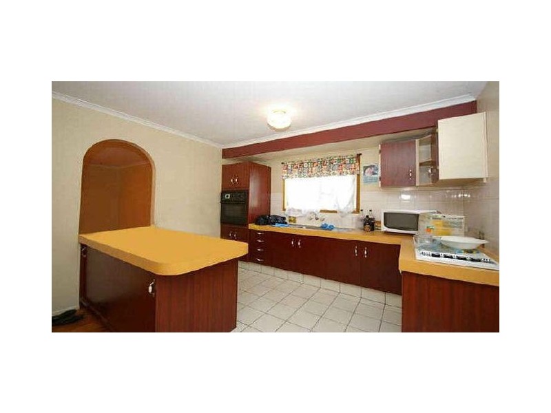 5 Tamatea Drive, Bellbird Park QLD 4300