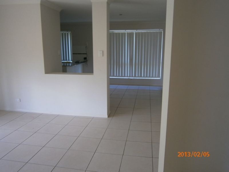 33 Storr Circuit, Goodna QLD 4300