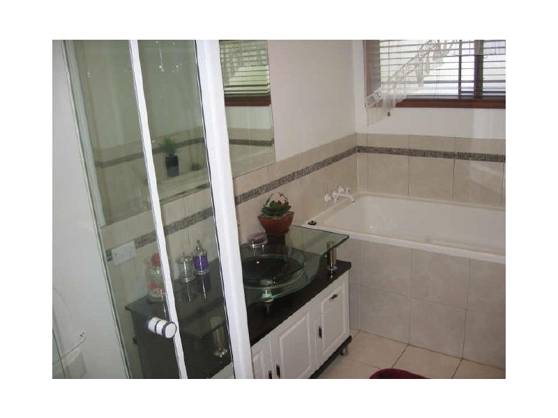 Camira QLD 4300